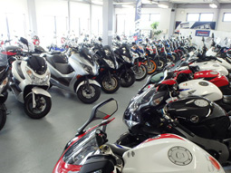 Honda Dream 和歌山店 店舗 従業員紹介